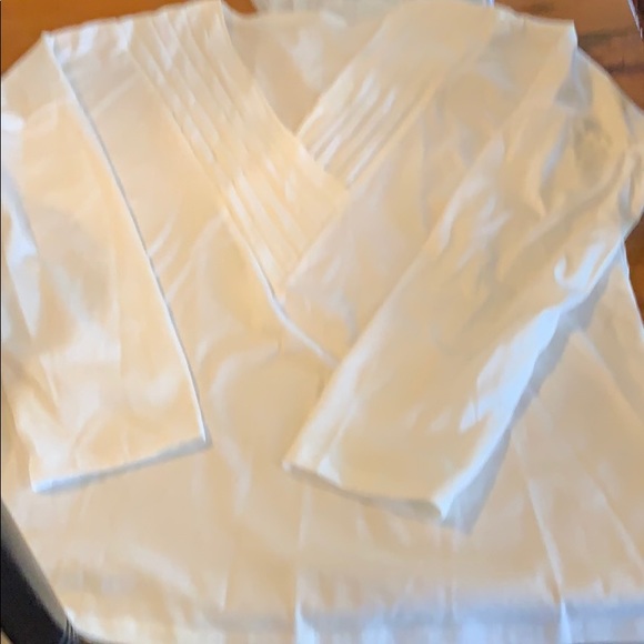 White LS V neck top - Picture 1 of 1